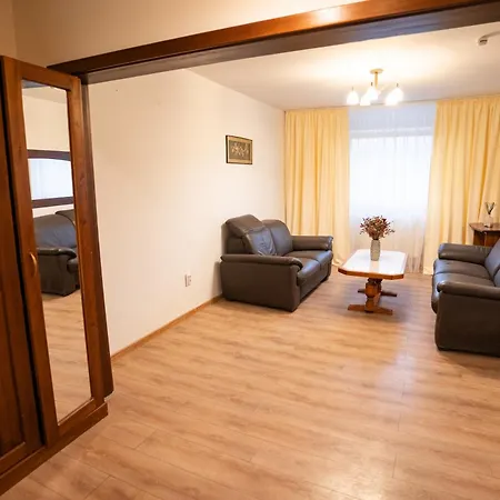 Royal Plaza Hotel 3*
