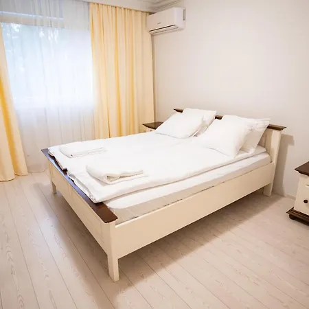 Royal Plaza By Timhotels 酒店 3*