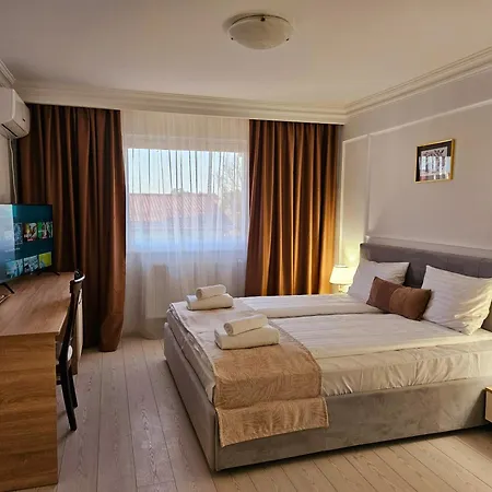 Royal Plaza By Timhotels 酒店 蒂米什瓦拉