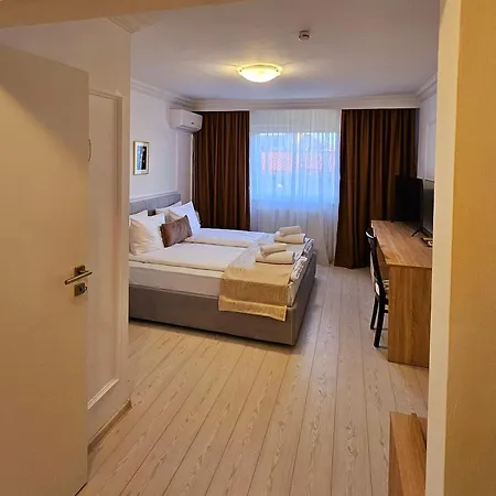 Hotel Royal Plaza