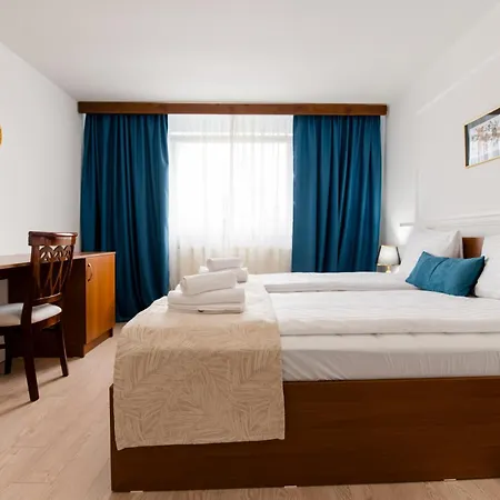 Hotel Royal Plaza By Timhotels Timişoara