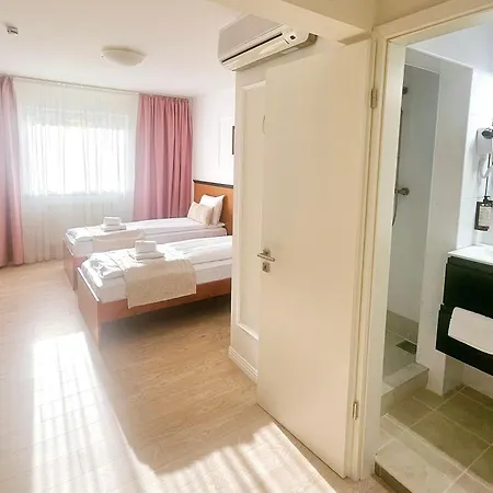 Royal Plaza By Timhotels 酒店 3*
