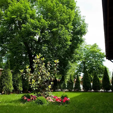 Royal Plaza