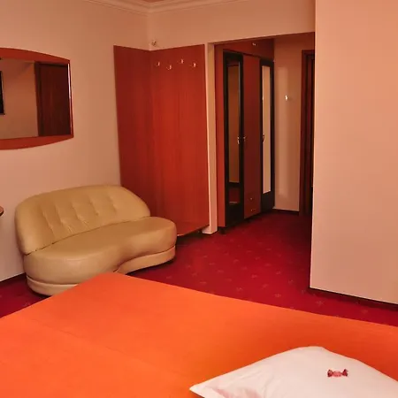 Royal Plaza 3* Temeşvar