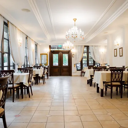 Hotel Royal Plaza By Timhotels Timişoara