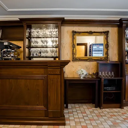 Royal Plaza By Timhotels Hotel