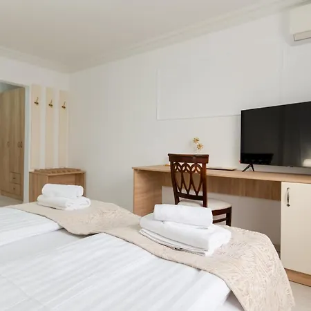 Royal Plaza By Timhotels 3*